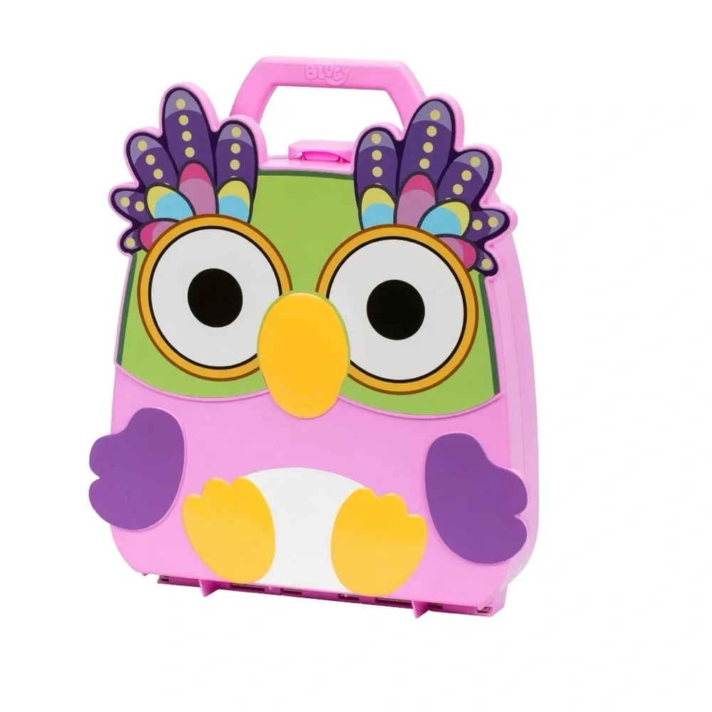 CHATTERMAX Figure Case, Includes Bluey, Bingo, Muffin and Chattermax. NEW !